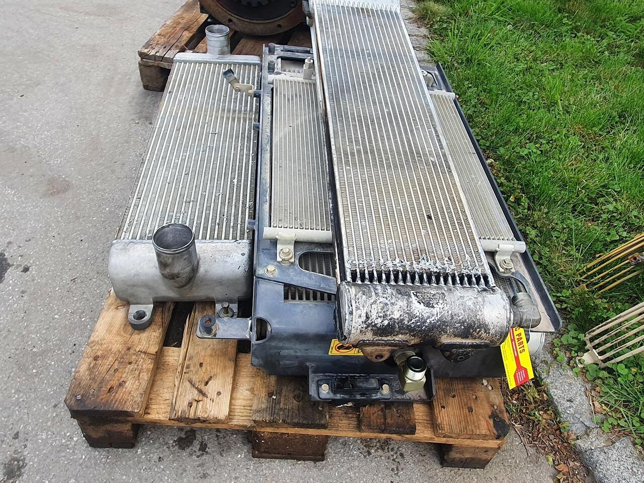 Hitachi ZW 220 - Kjølesystem for Bygg og anlegg: bilde 3 Hitachi ZW 220 - Kjølesystem for Bygg og anlegg: bilde 3