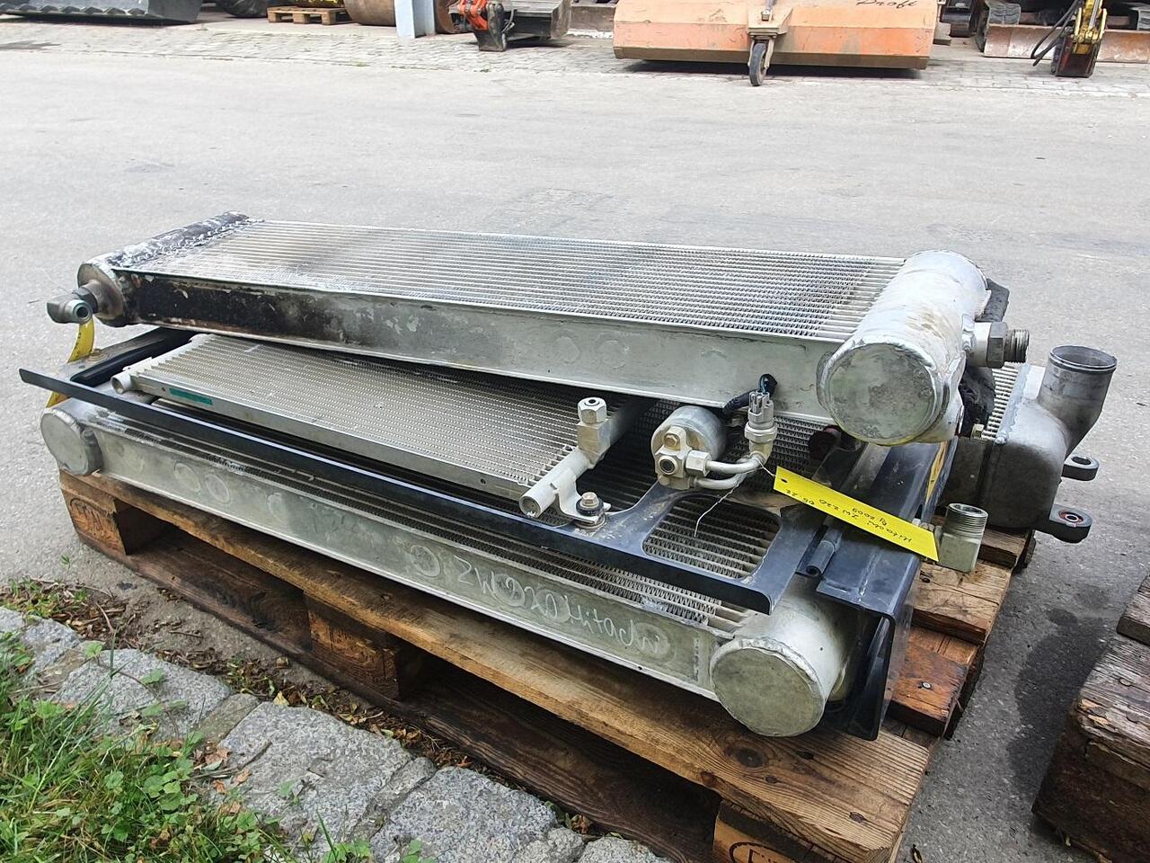 Hitachi ZW 220 - Kjølesystem for Bygg og anlegg: bilde 2 Hitachi ZW 220 - Kjølesystem for Bygg og anlegg: bilde 2