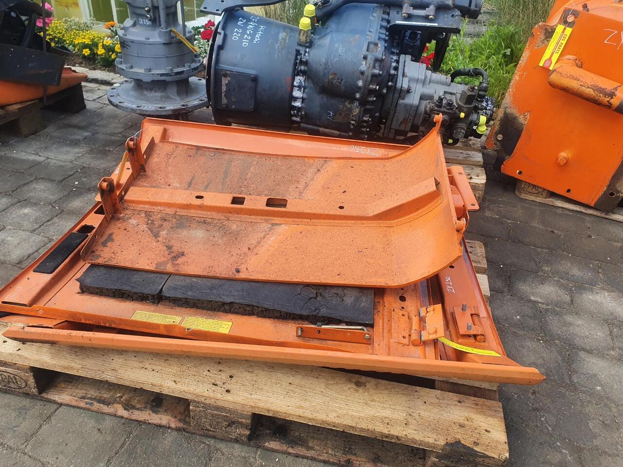 Hitachi ZX 250 - Karosseri og eksteriør for Gravemaskin: bilde 1 Hitachi ZX 250 - Karosseri og eksteriør for Gravemaskin: bilde 1