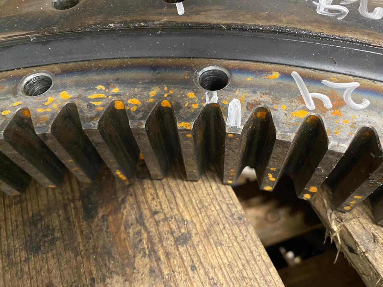 Hitachi ZX 50 - Svingkrans for Bygg og anlegg: bilde 4 Hitachi ZX 50 - Svingkrans for Bygg og anlegg: bilde 4