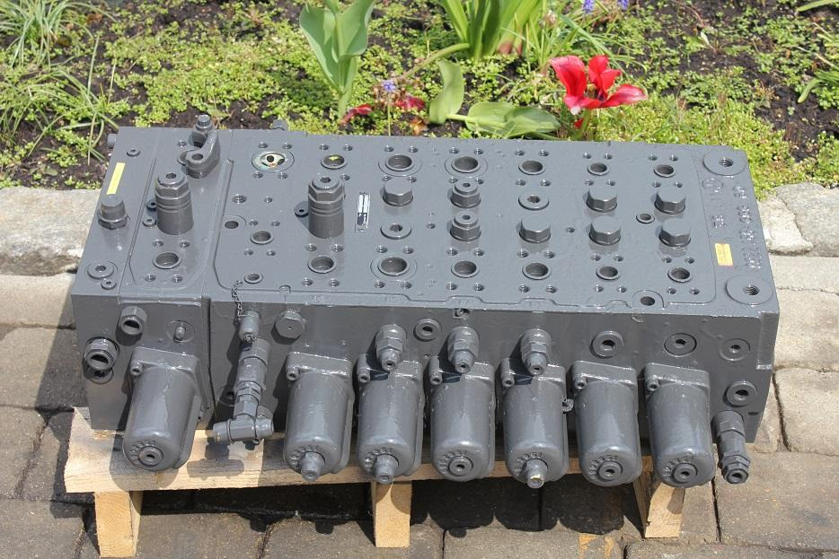 Holland WE150C - Hydraulisk ventil for Bygg og anlegg: bilde 2 Holland WE150C - Hydraulisk ventil for Bygg og anlegg: bilde 2