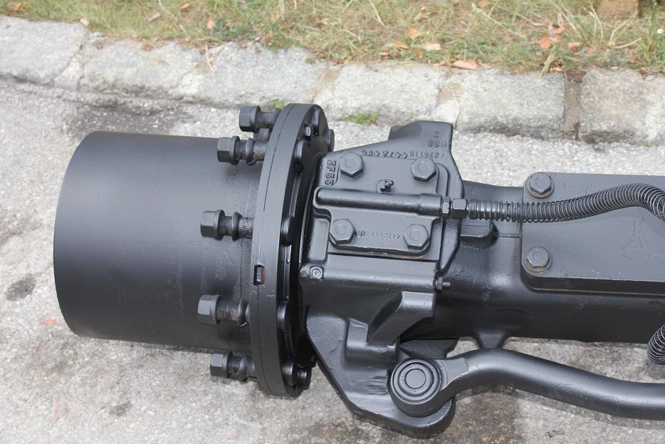 JCB JS 175 W/ ZF 3060 - Aksel og deler for Bygg og anlegg: bilde 5 JCB JS 175 W/ ZF 3060 - Aksel og deler for Bygg og anlegg: bilde 5