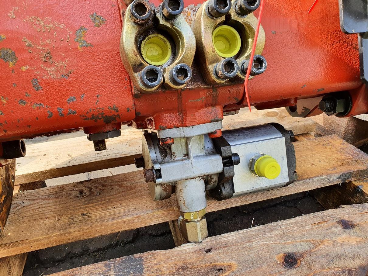 Kawasaki K3V112 aus Robex 220 - Hydraulisk pumpe for Beltegraver: bilde 5 Kawasaki K3V112 aus Robex 220 - Hydraulisk pumpe for Beltegraver: bilde 5