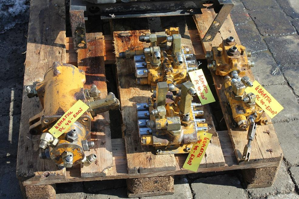 Komatsu PC 40 - Hydraulisk ventil for Bygg og anlegg: bilde 1 Komatsu PC 40 - Hydraulisk ventil for Bygg og anlegg: bilde 1