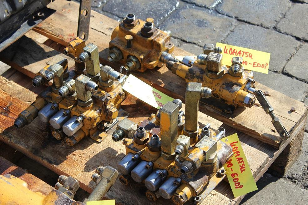 Komatsu PC 40 - Hydraulisk ventil for Bygg og anlegg: bilde 5 Komatsu PC 40 - Hydraulisk ventil for Bygg og anlegg: bilde 5