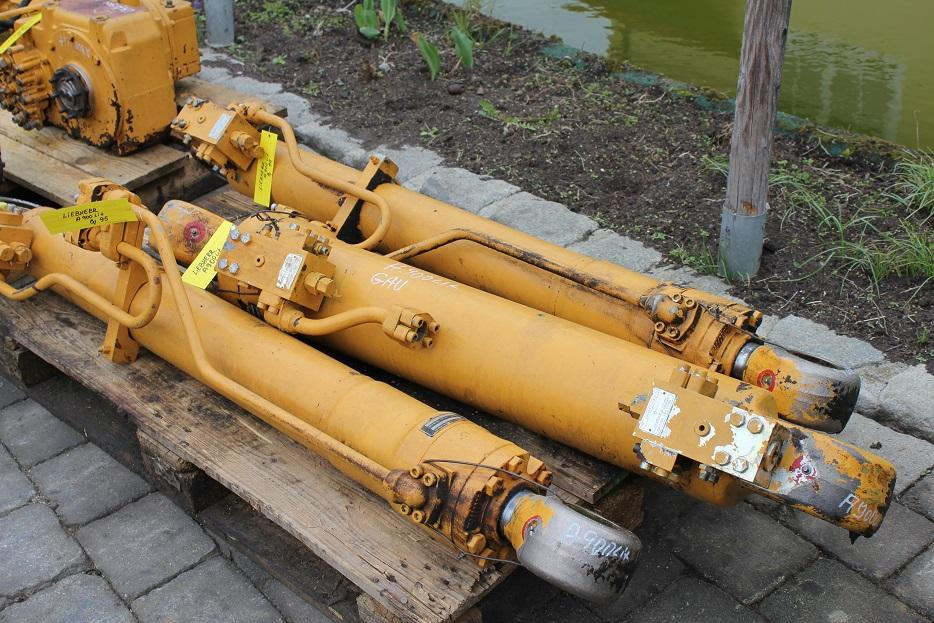 Liebherr A 900 LIT - Hydraulisk sylinder for Bygg og anlegg: bilde 2 Liebherr A 900 LIT - Hydraulisk sylinder for Bygg og anlegg: bilde 2