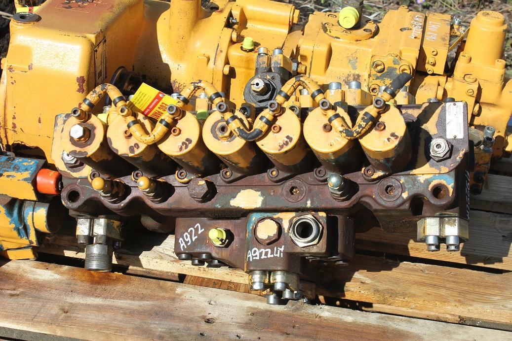 Liebherr A 922 LIT - Hydraulisk ventil for Bygg og anlegg: bilde 2 Liebherr A 922 LIT - Hydraulisk ventil for Bygg og anlegg: bilde 2