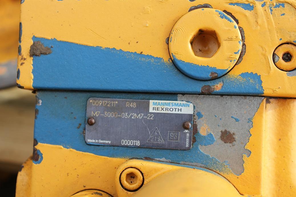 Liebherr LR 622 - Hydraulisk ventil for Bygg og anlegg: bilde 4 Liebherr LR 622 - Hydraulisk ventil for Bygg og anlegg: bilde 4