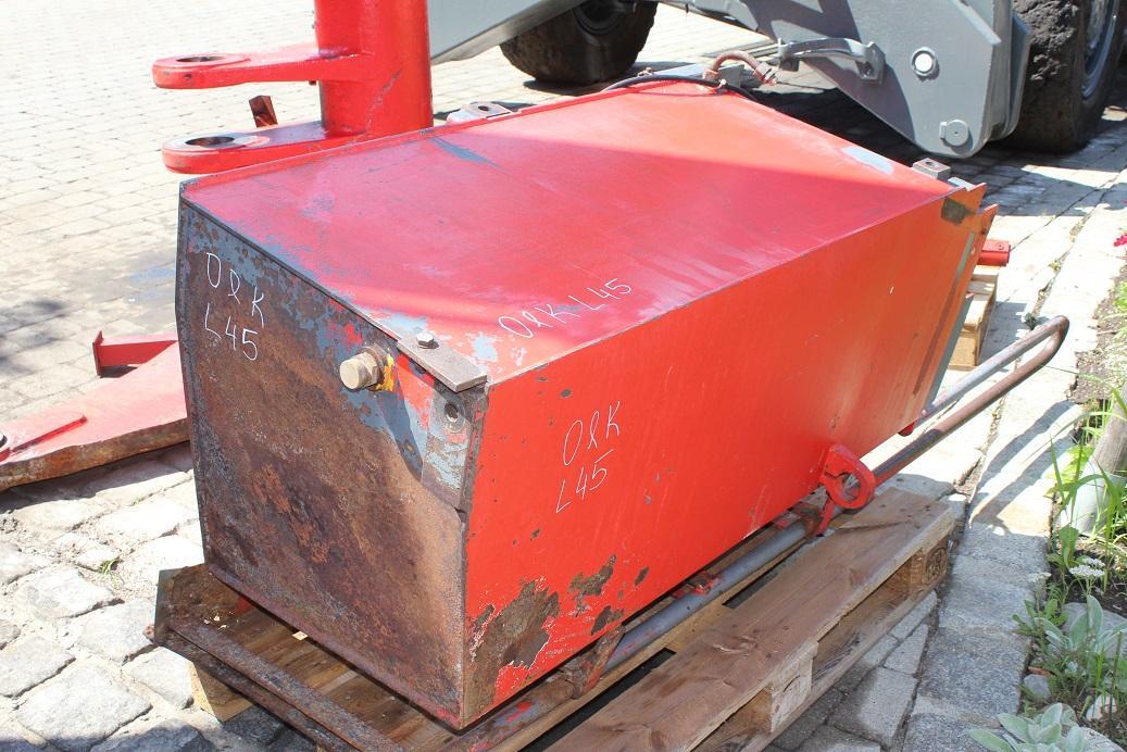 O&K L 45 - Drivstofftank for Hjullaster: bilde 2 O&K L 45 - Drivstofftank for Hjullaster: bilde 2