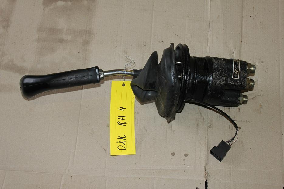 O&K RH 4 PMS Joystick - Førerhus og interiør for Bygg og anlegg: bilde 4 O&K RH 4 PMS Joystick - Førerhus og interiør for Bygg og anlegg: bilde 4