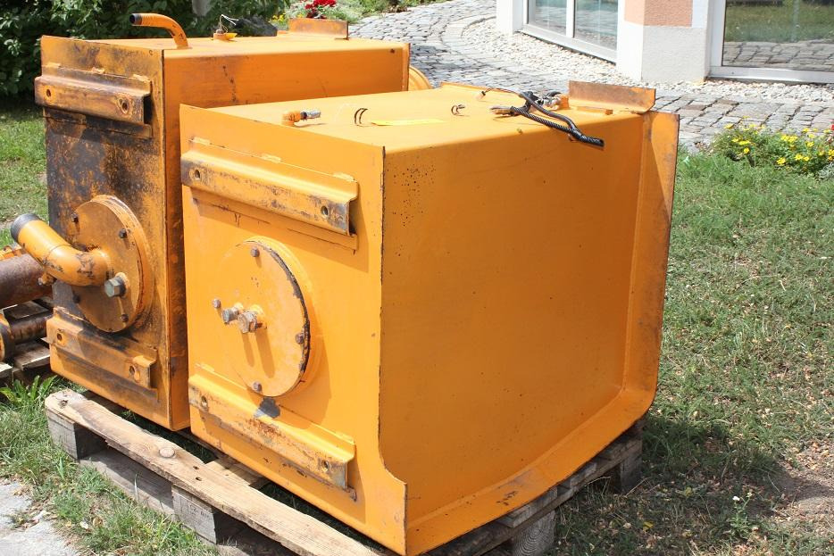 Samsung SE 130 LC - Hydraulisk tank for Bygg og anlegg: bilde 1 Samsung SE 130 LC - Hydraulisk tank for Bygg og anlegg: bilde 1