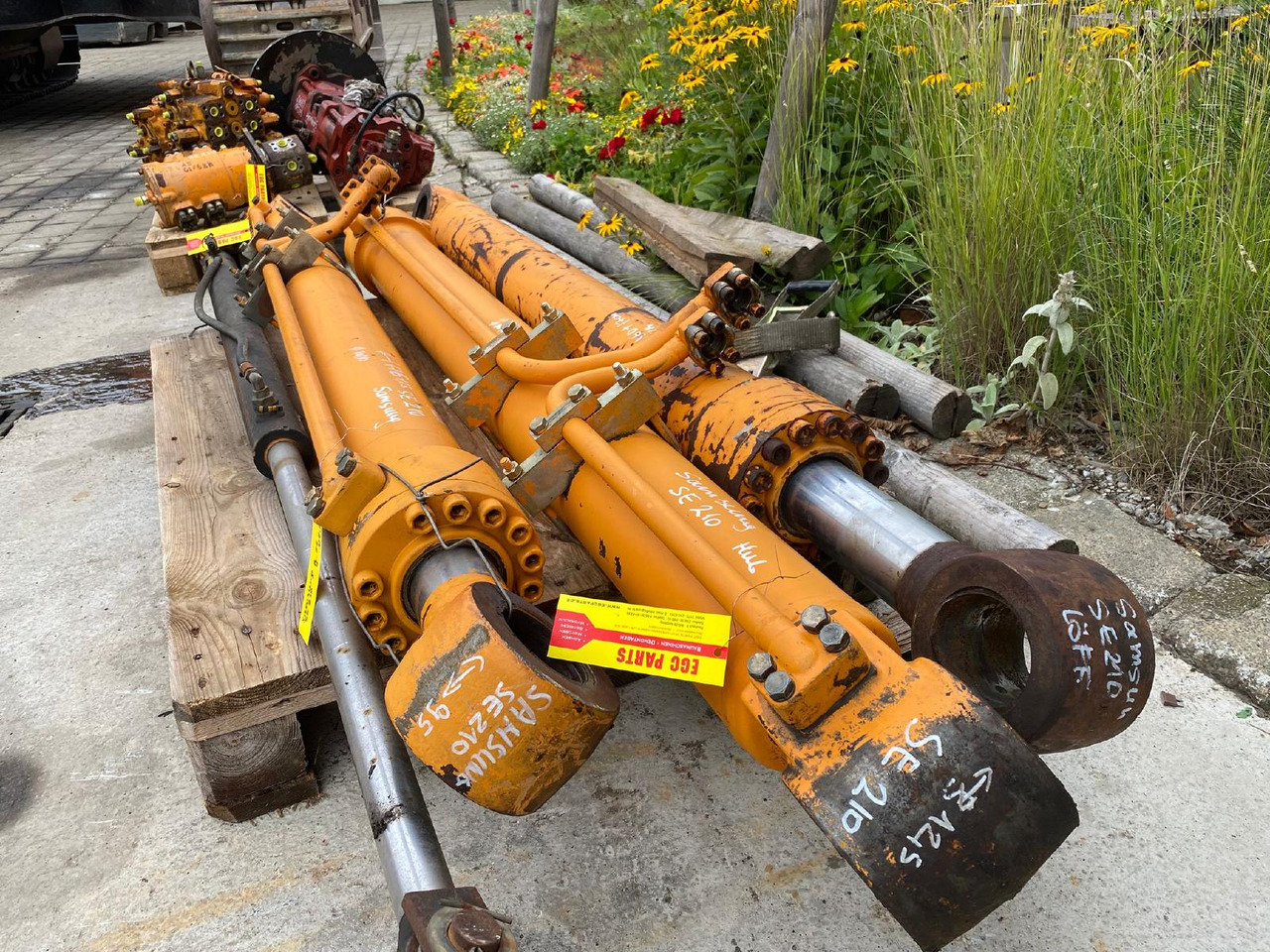 Samsung SE 210 - Hydraulisk sylinder for Bygg og anlegg: bilde 2 Samsung SE 210 - Hydraulisk sylinder for Bygg og anlegg: bilde 2