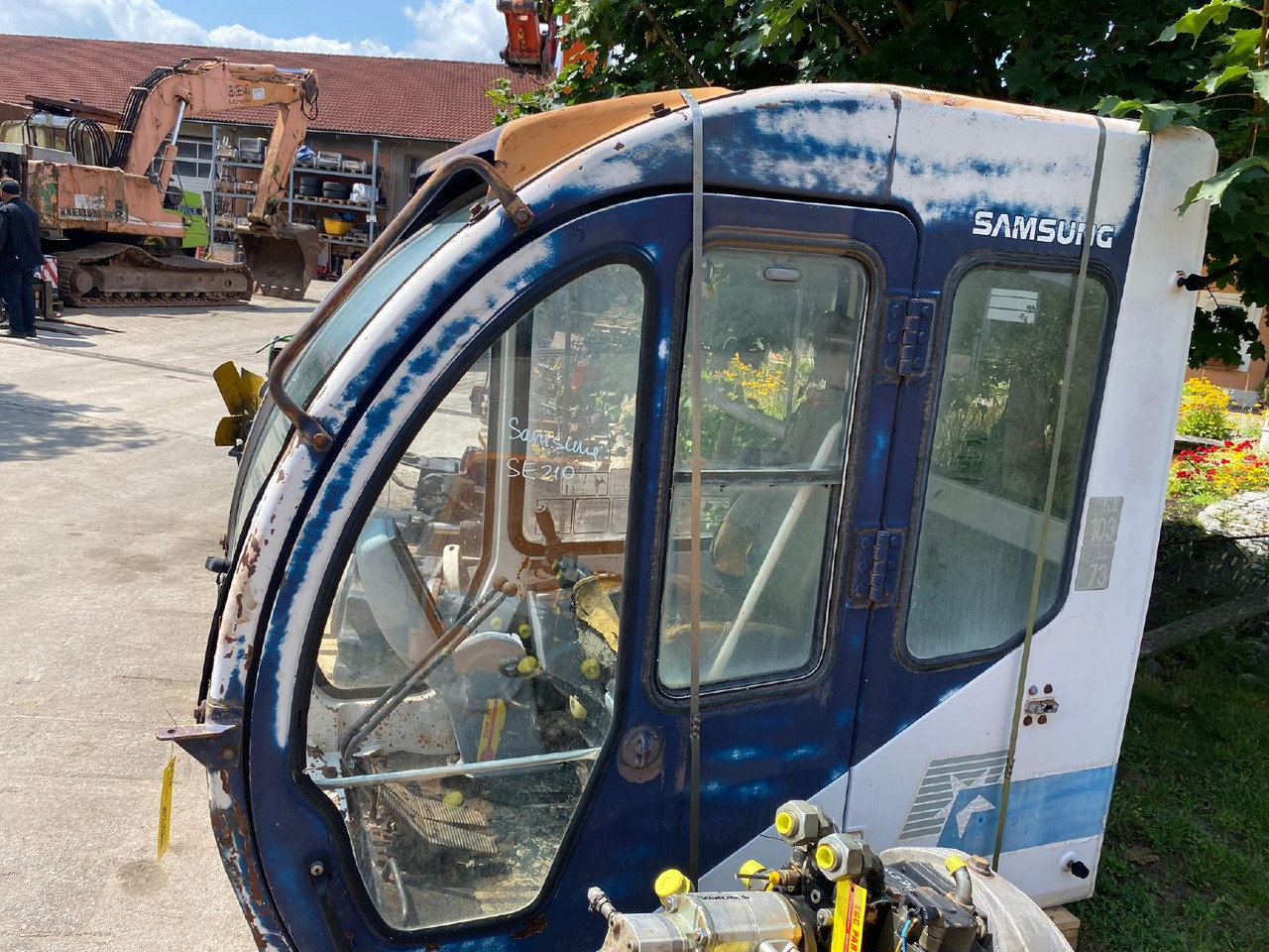 Samsung SE 210 - Førerhus for Bygg og anlegg: bilde 3 Samsung SE 210 - Førerhus for Bygg og anlegg: bilde 3