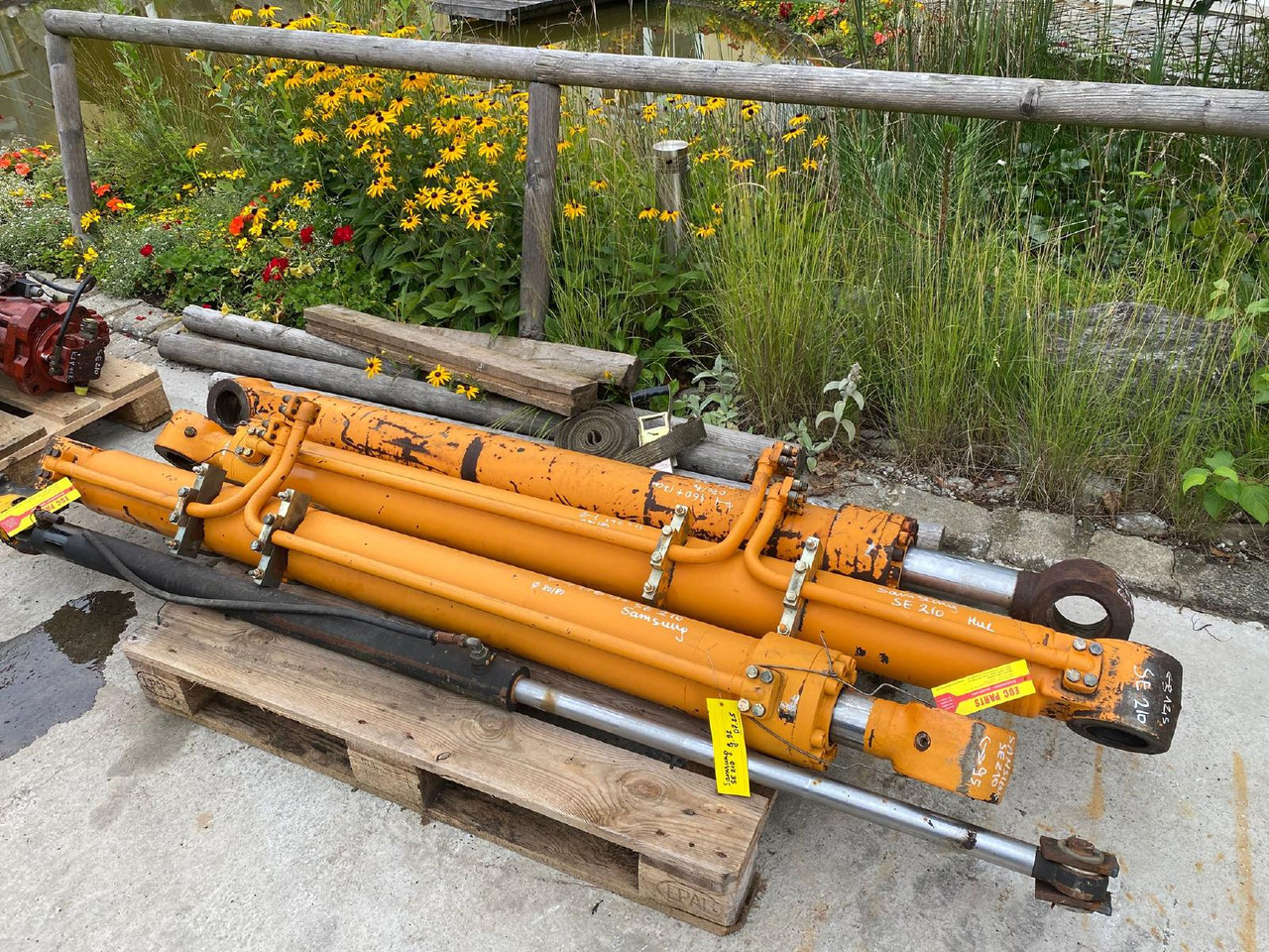 Samsung SE 210 - Hydraulisk sylinder for Bygg og anlegg: bilde 3 Samsung SE 210 - Hydraulisk sylinder for Bygg og anlegg: bilde 3