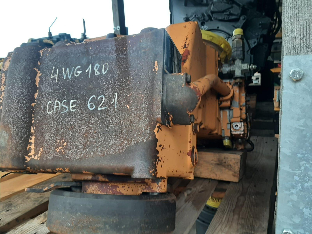 ZF 4 WG 180 aus Case 621 - Girkasse for Bygg og anlegg: bilde 3 ZF 4 WG 180 aus Case 621 - Girkasse for Bygg og anlegg: bilde 3