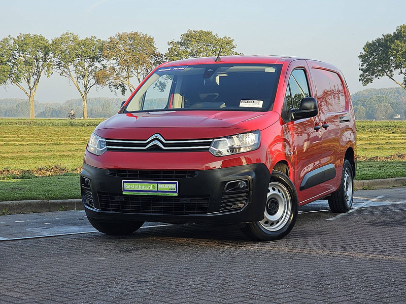 Citroën Berlingo 1.2 XL 130 AUT. 34 dkm. - Varebil med skap: bilde 1 Citroën Berlingo 1.2 XL 130 AUT. 34 dkm. - Varebil med skap: bilde 1