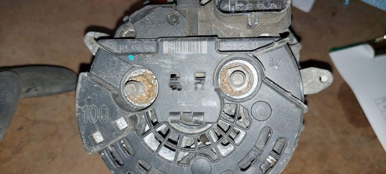 Bosch , 110A , 28V   DAF CF75, XF 95 - Dynamo for Lastebil: bilde 2 Bosch , 110A , 28V   DAF CF75, XF 95 - Dynamo for Lastebil: bilde 2