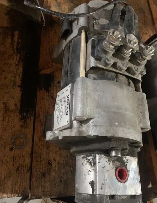 Volvo B5LH 2012 21543421 Volvo truck - Servopumpe for Lastebil: bilde 3 Volvo B5LH 2012 21543421 Volvo truck - Servopumpe for Lastebil: bilde 3