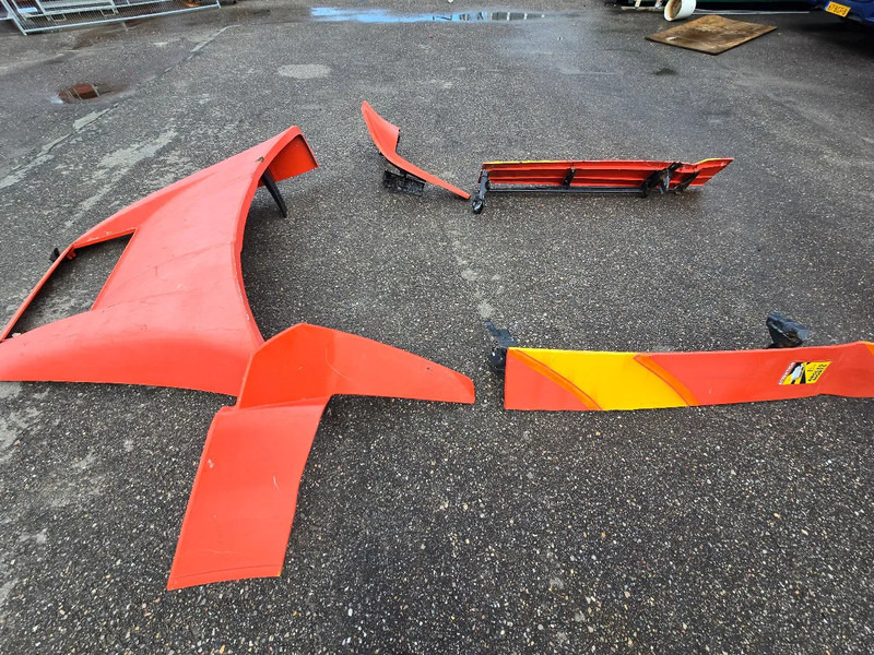 MAN TGX Spoiler - Aerodynamikk/ Spoiler for Lastebil: bilde 2 MAN TGX Spoiler - Aerodynamikk/ Spoiler for Lastebil: bilde 2