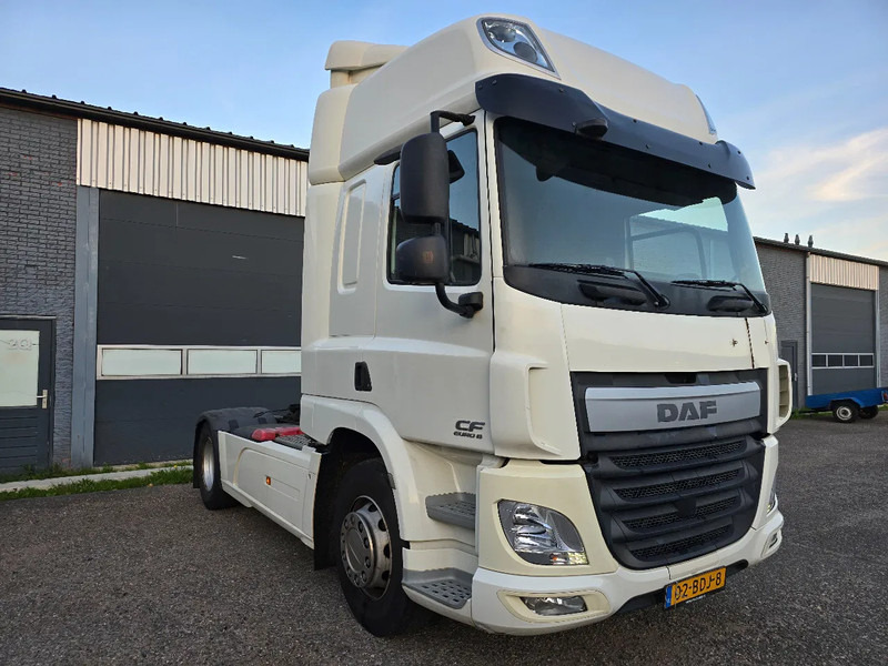 DAF CF Super Space Cabin - Trekkvogn: bilde 2 DAF CF Super Space Cabin - Trekkvogn: bilde 2