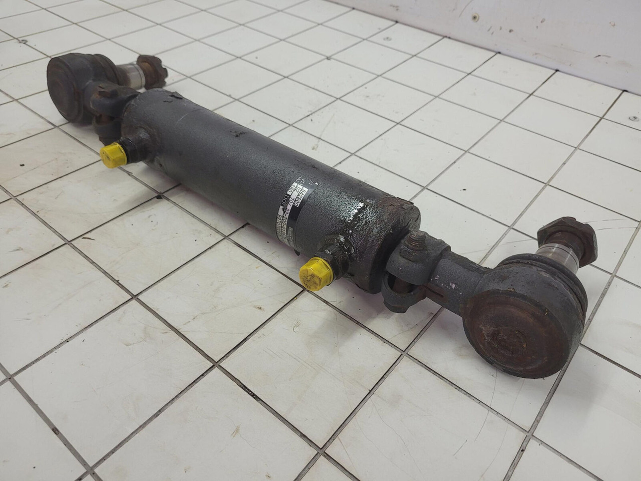 FAUN ATF 50G-3 steering cylinder - Hydraulisk sylinder for Mobilkran: bilde 3 FAUN ATF 50G-3 steering cylinder - Hydraulisk sylinder for Mobilkran: bilde 3