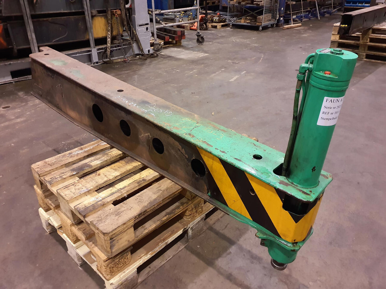 FAUN ATF 60-3 front outigger beam - Fjæring for Mobilkran: bilde 1 FAUN ATF 60-3 front outigger beam - Fjæring for Mobilkran: bilde 1