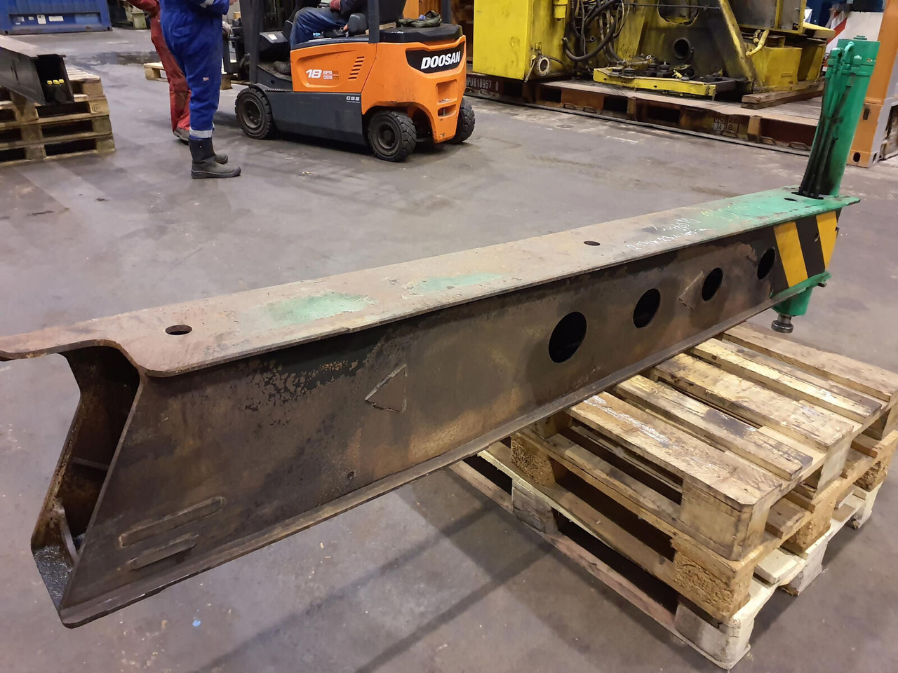 FAUN ATF 60-3 front outigger beam - Fjæring for Mobilkran: bilde 4 FAUN ATF 60-3 front outigger beam - Fjæring for Mobilkran: bilde 4