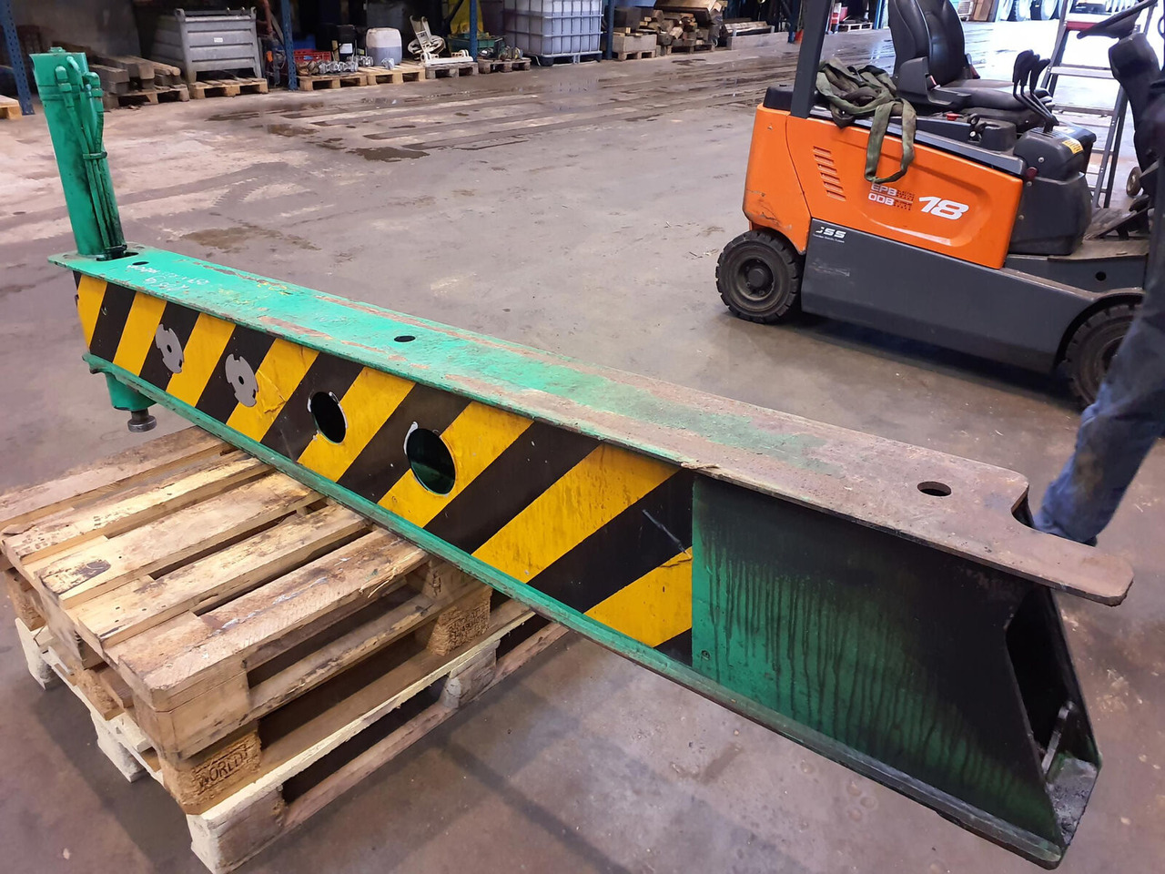 FAUN ATF 60-3 front outrigger beam with support cylinder - Fjæring for Mobilkran: bilde 3 FAUN ATF 60-3 front outrigger beam with support cylinder - Fjæring for Mobilkran: bilde 3