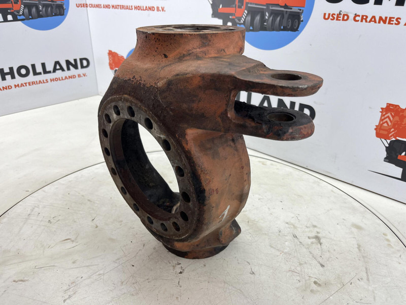 Faun RTF 50 Steering knuckle 16 holes axle 1 left - Hjulspindel for Kran: bilde 1 Faun RTF 50 Steering knuckle 16 holes axle 1 left - Hjulspindel for Kran: bilde 1