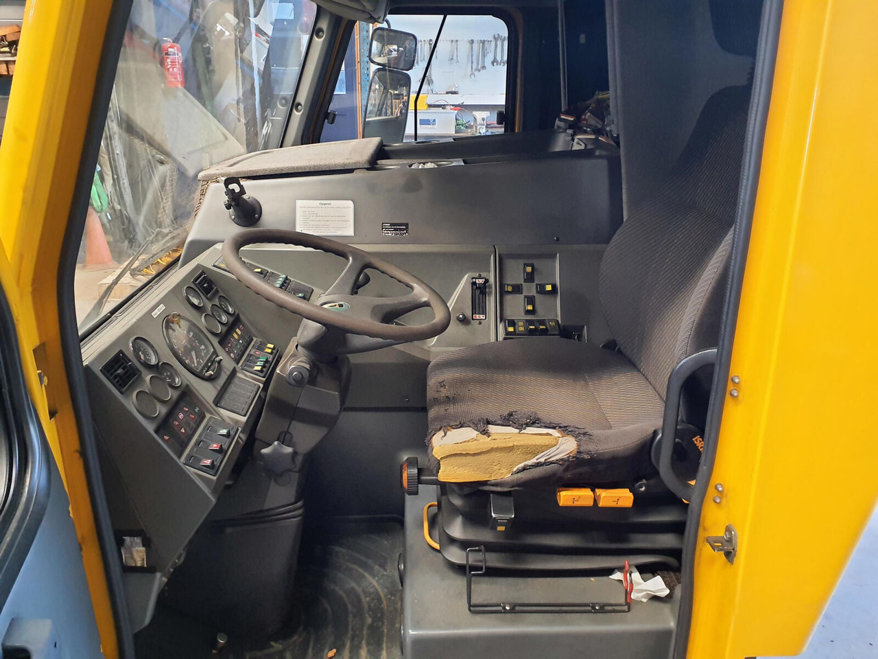Førerhus for Mobilkran Grove GMK 3050 driver cabine complete: bilde 6