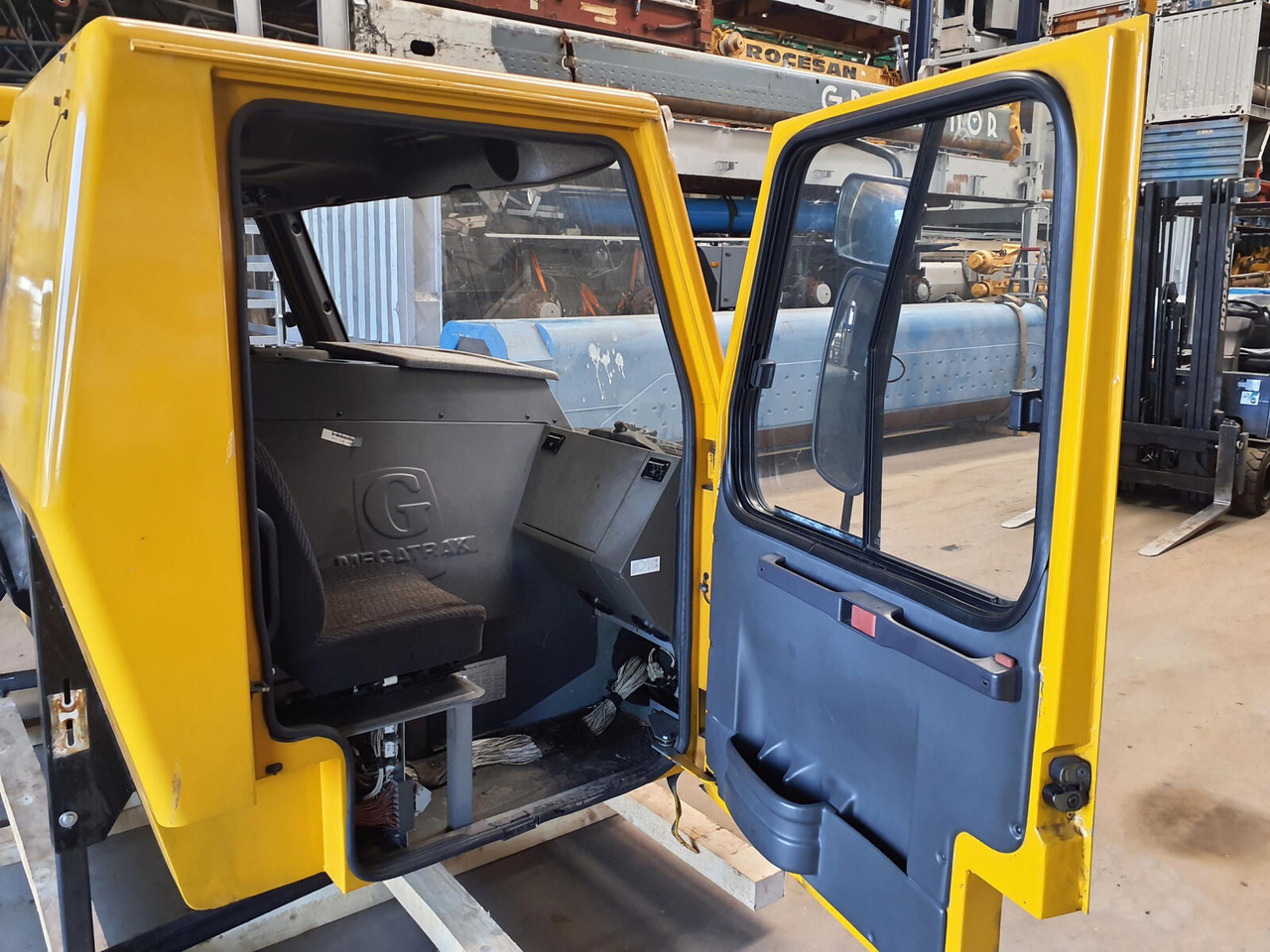 Førerhus for Mobilkran Grove GMK 3050 driver cabine complete: bilde 8