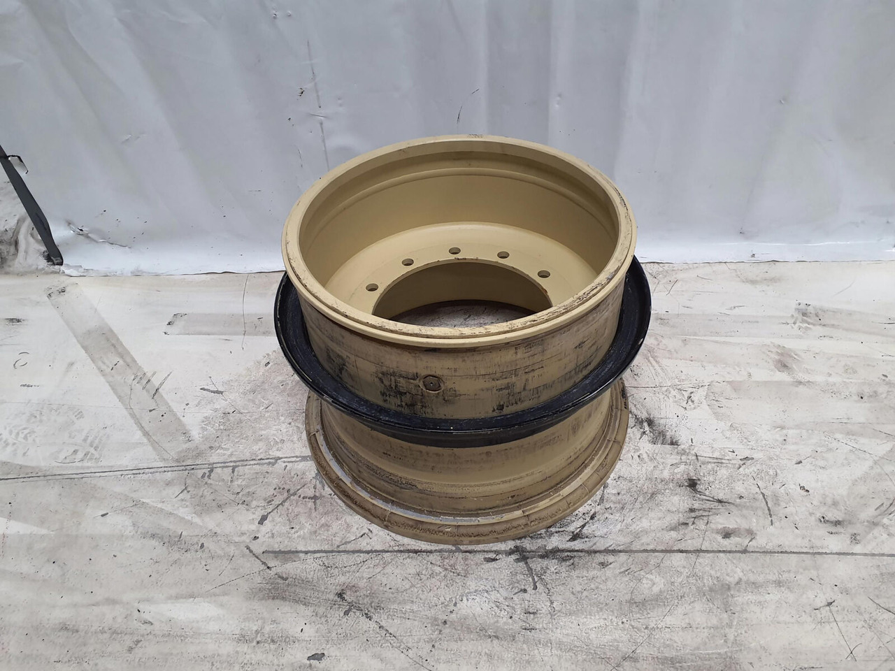 Grove Rim 525/80R25 12 20.5 3p - Felg: bilde 1 Grove Rim 525/80R25 12 20.5 3p - Felg: bilde 1