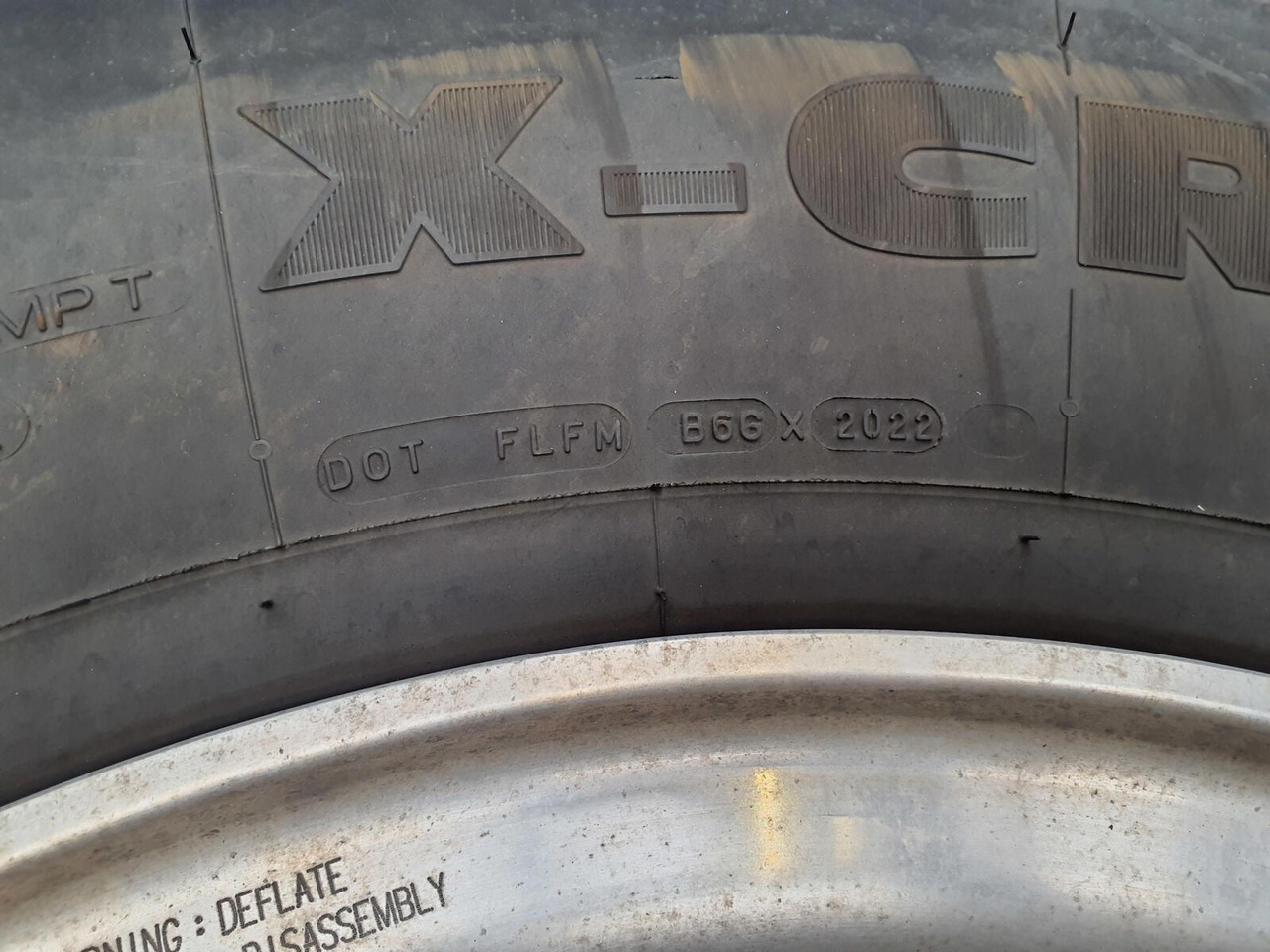 Grove Wheel 445/95R25 12 9 2p alu - Komplett hjul for Kran: bilde 3 Grove Wheel 445/95R25 12 9 2p alu - Komplett hjul for Kran: bilde 3