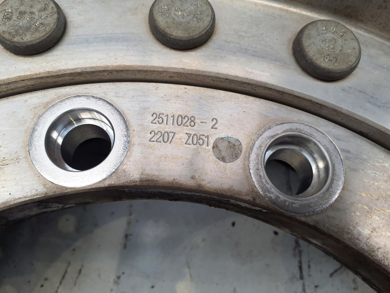 Grove Wheel 445/95R25 12 9 2p alu - Komplett hjul for Kran: bilde 4 Grove Wheel 445/95R25 12 9 2p alu - Komplett hjul for Kran: bilde 4