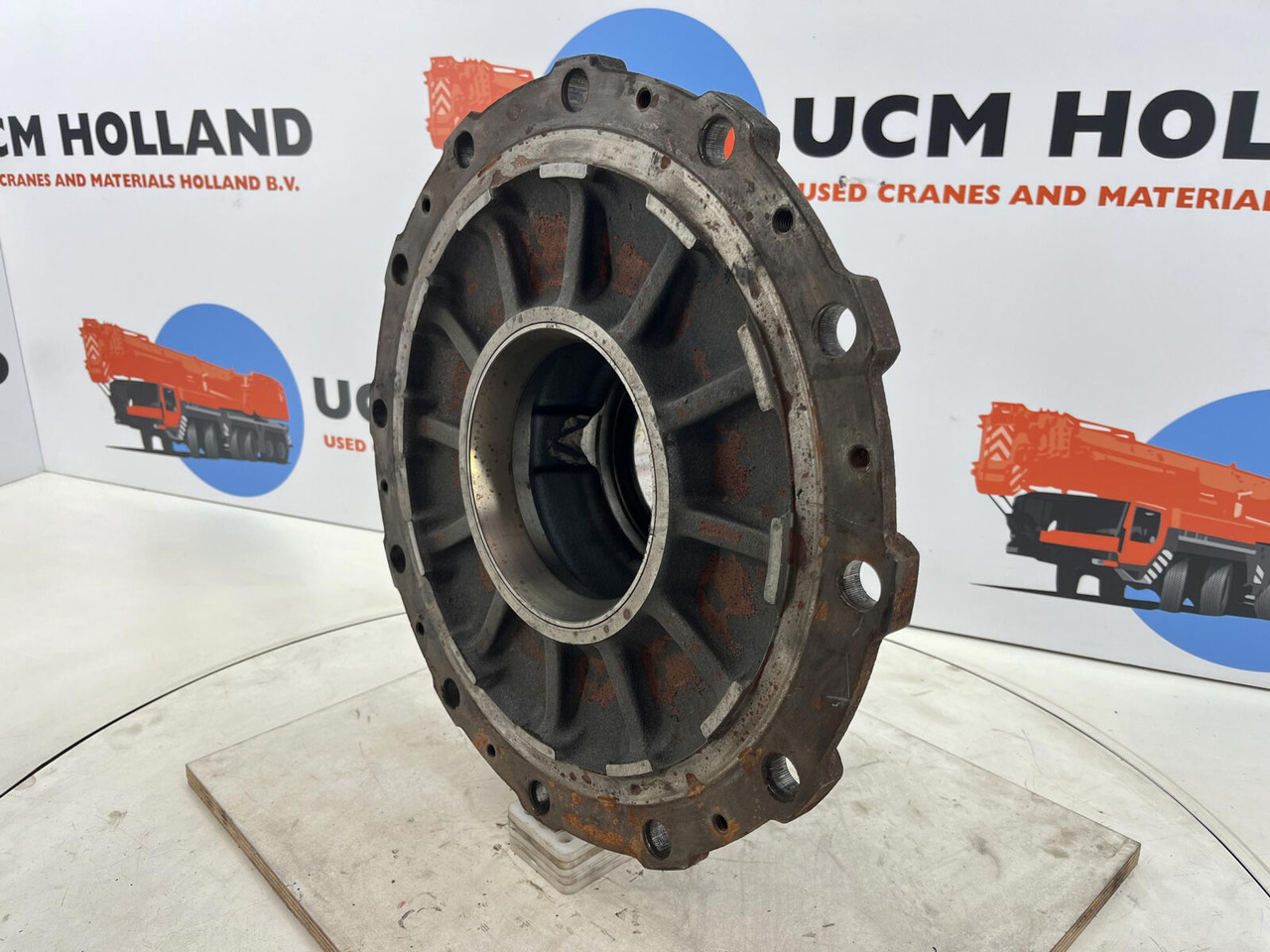 Krupp KMK 3045 Megatrak wheel hub - Hjulnav for Kran: bilde 1 Krupp KMK 3045 Megatrak wheel hub - Hjulnav for Kran: bilde 1