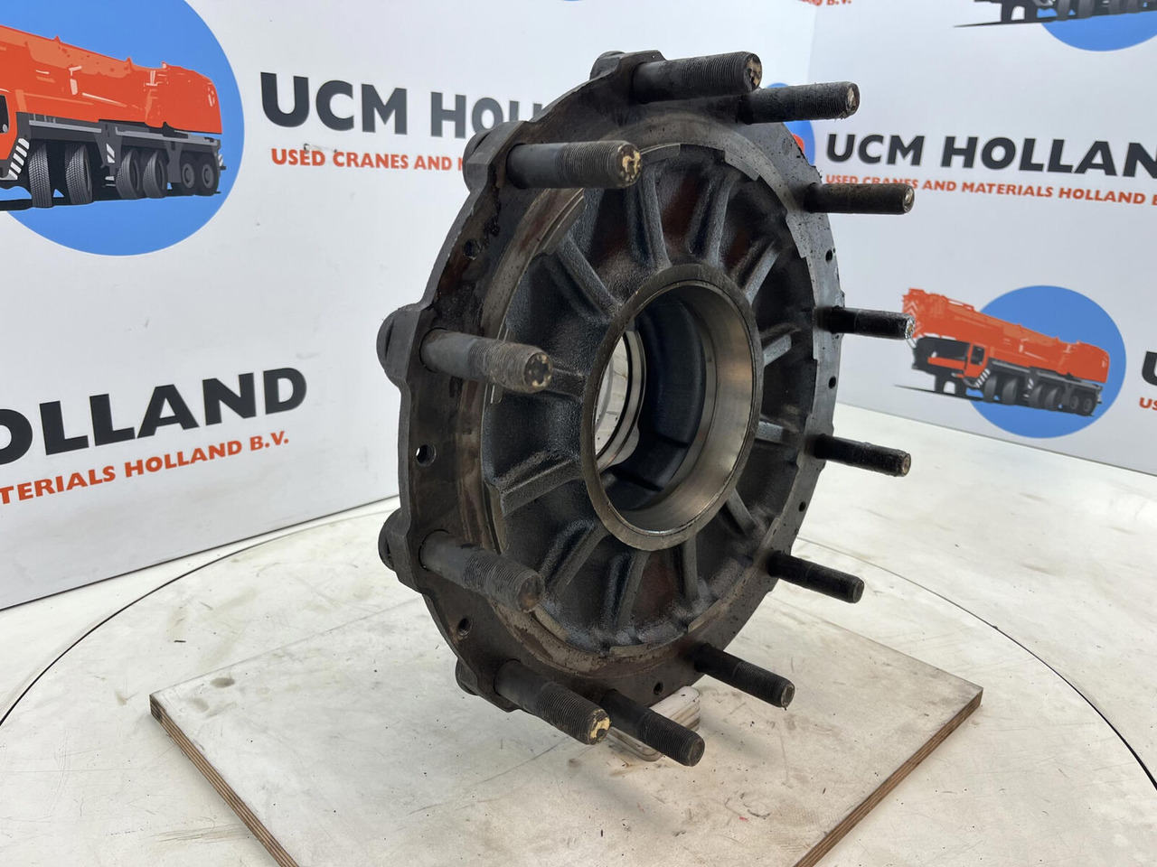 Krupp KMK 3045 Megatrak wheel hub - Hjulnav for Kran: bilde 2 Krupp KMK 3045 Megatrak wheel hub - Hjulnav for Kran: bilde 2