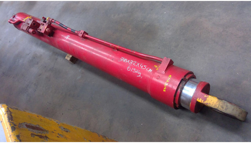 Krupp KMK 3045 boom cylinder - Hydraulisk sylinder for Kran: bilde 4 Krupp KMK 3045 boom cylinder - Hydraulisk sylinder for Kran: bilde 4