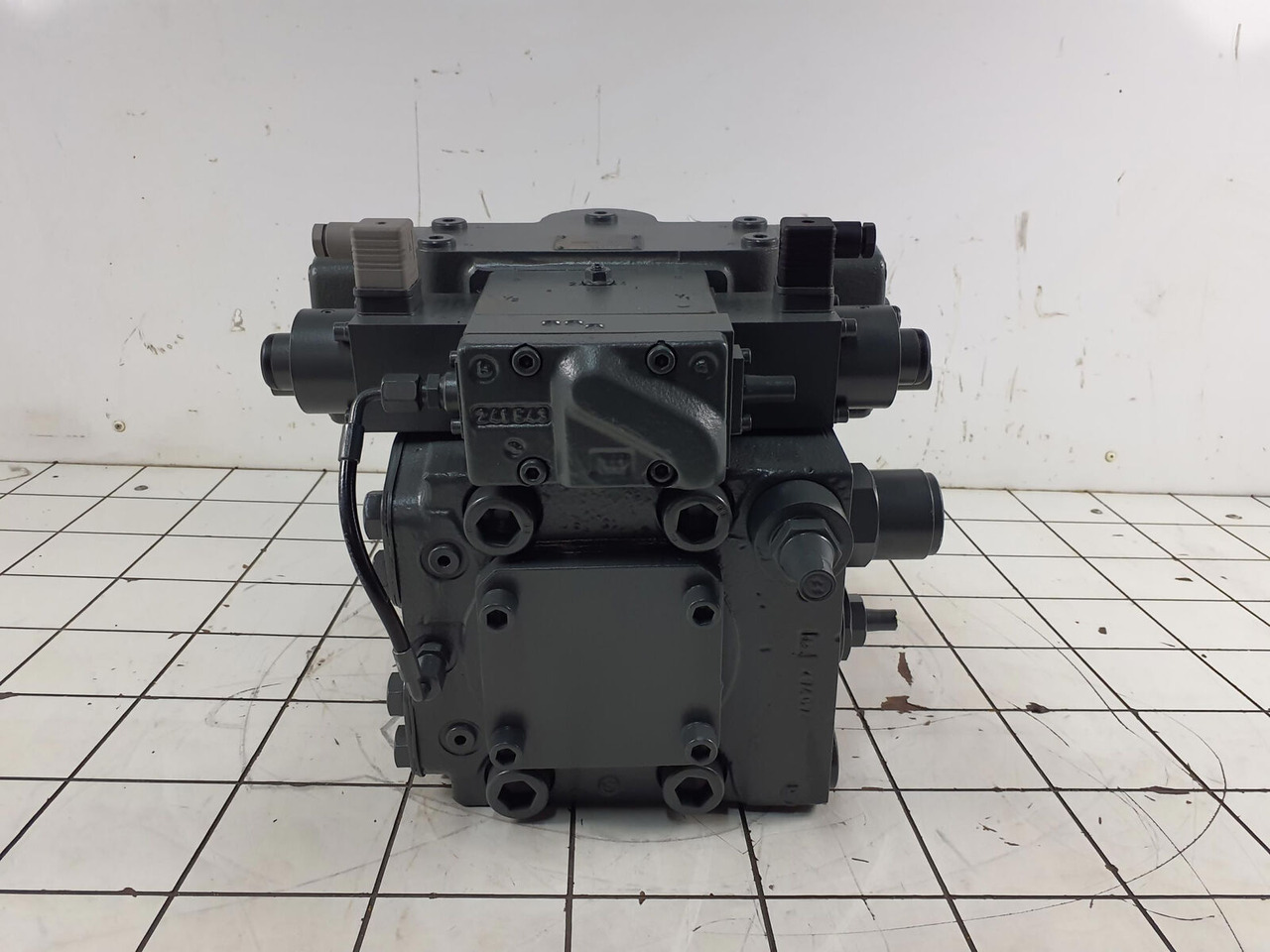 Liebherr Hydraulic Pump A4V250 - Hydraulisk pumpe for Kran: bilde 4 Liebherr Hydraulic Pump A4V250 - Hydraulisk pumpe for Kran: bilde 4