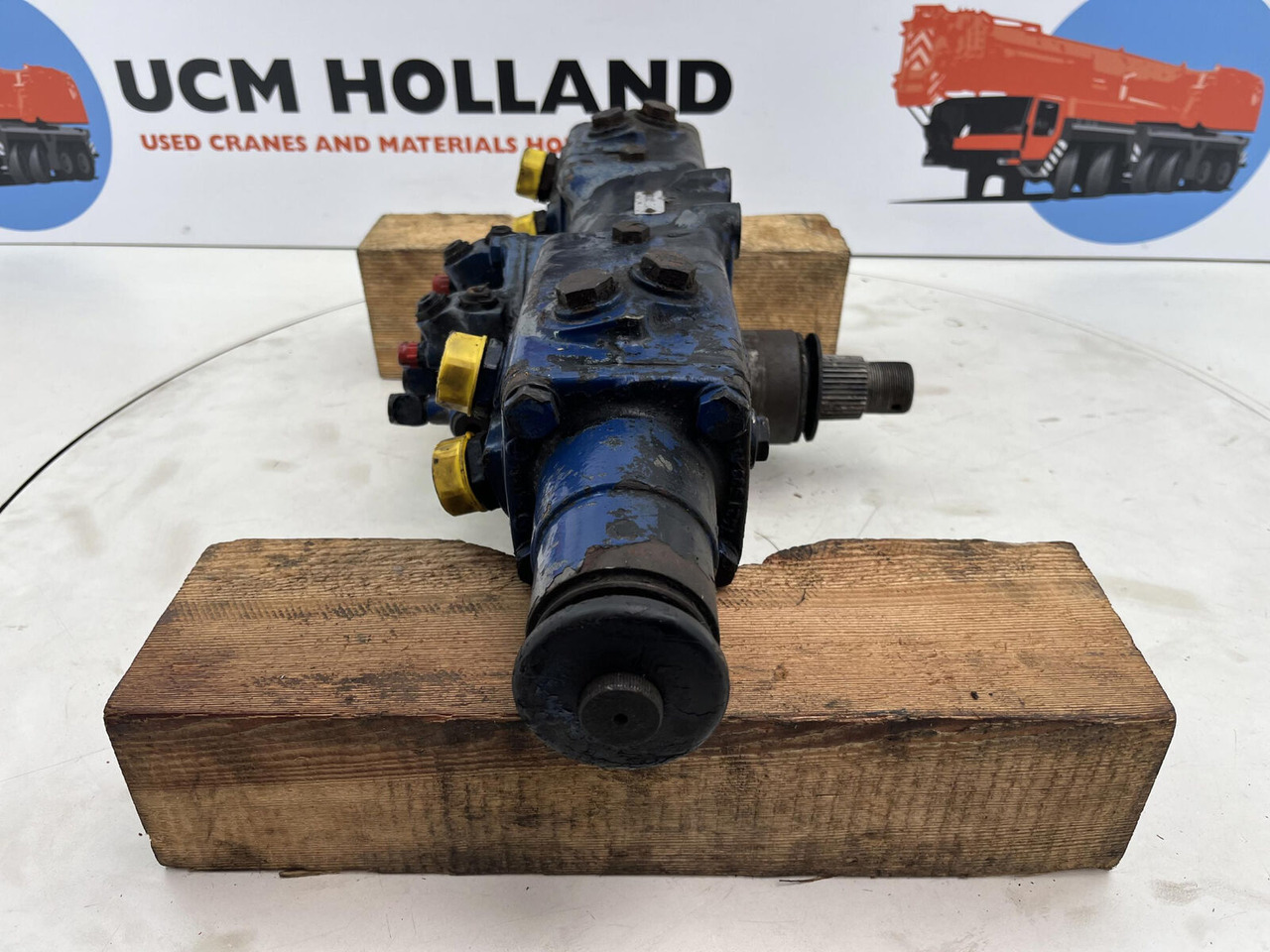 Liebherr LT 1090 steering box 180bar - Styresnekke for Kran: bilde 2 Liebherr LT 1090 steering box 180bar - Styresnekke for Kran: bilde 2