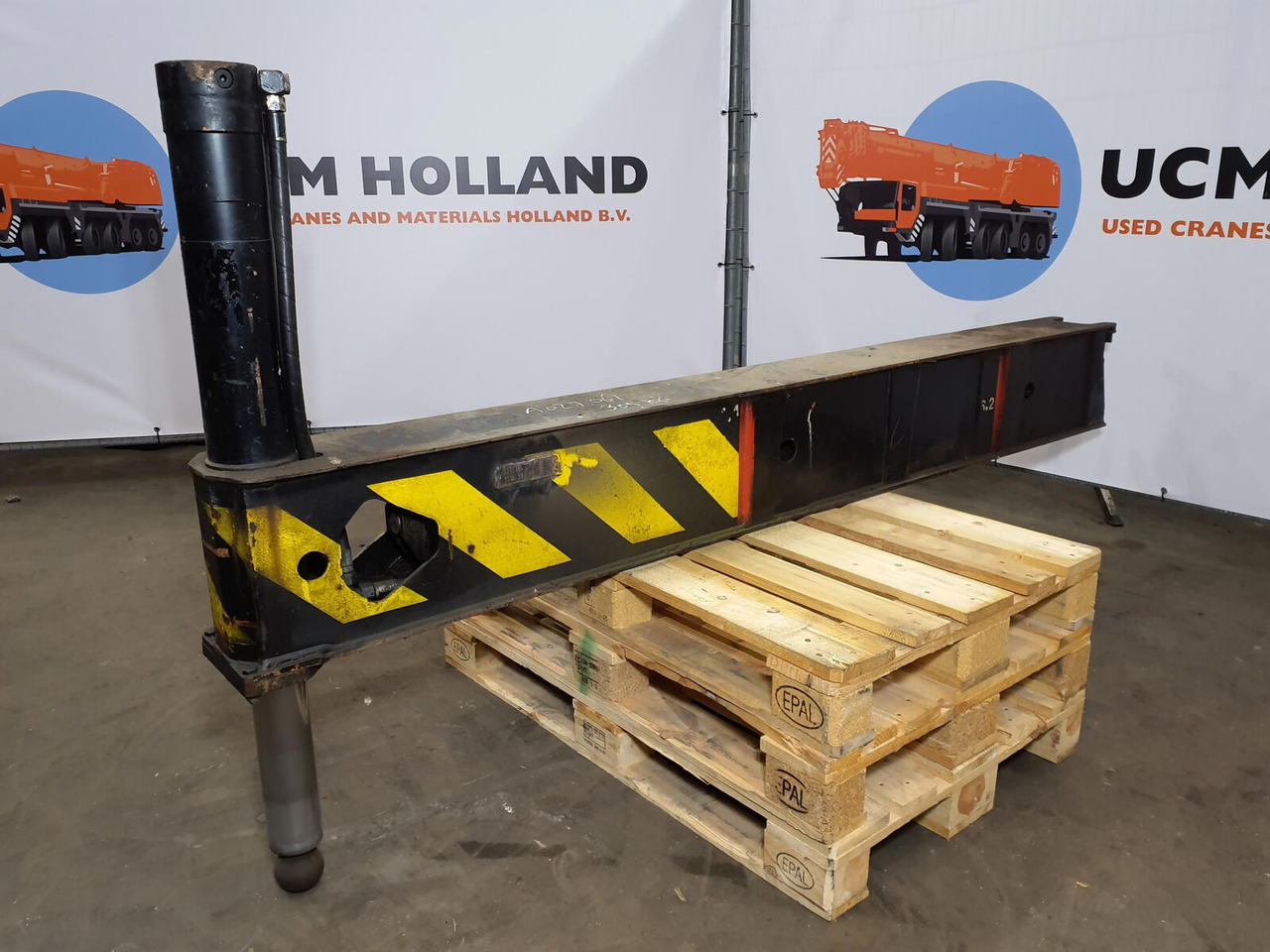 Liebherr LTM 1035/2 sliding beam complete - Fjæring for Mobilkran: bilde 2 Liebherr LTM 1035/2 sliding beam complete - Fjæring for Mobilkran: bilde 2