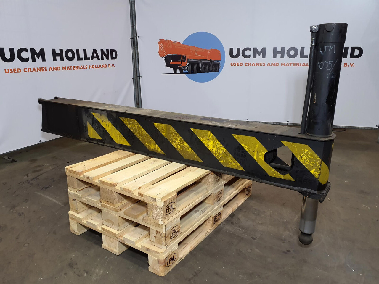 Liebherr LTM 1035/2 sliding beam complete - Fjæring for Mobilkran: bilde 1 Liebherr LTM 1035/2 sliding beam complete - Fjæring for Mobilkran: bilde 1