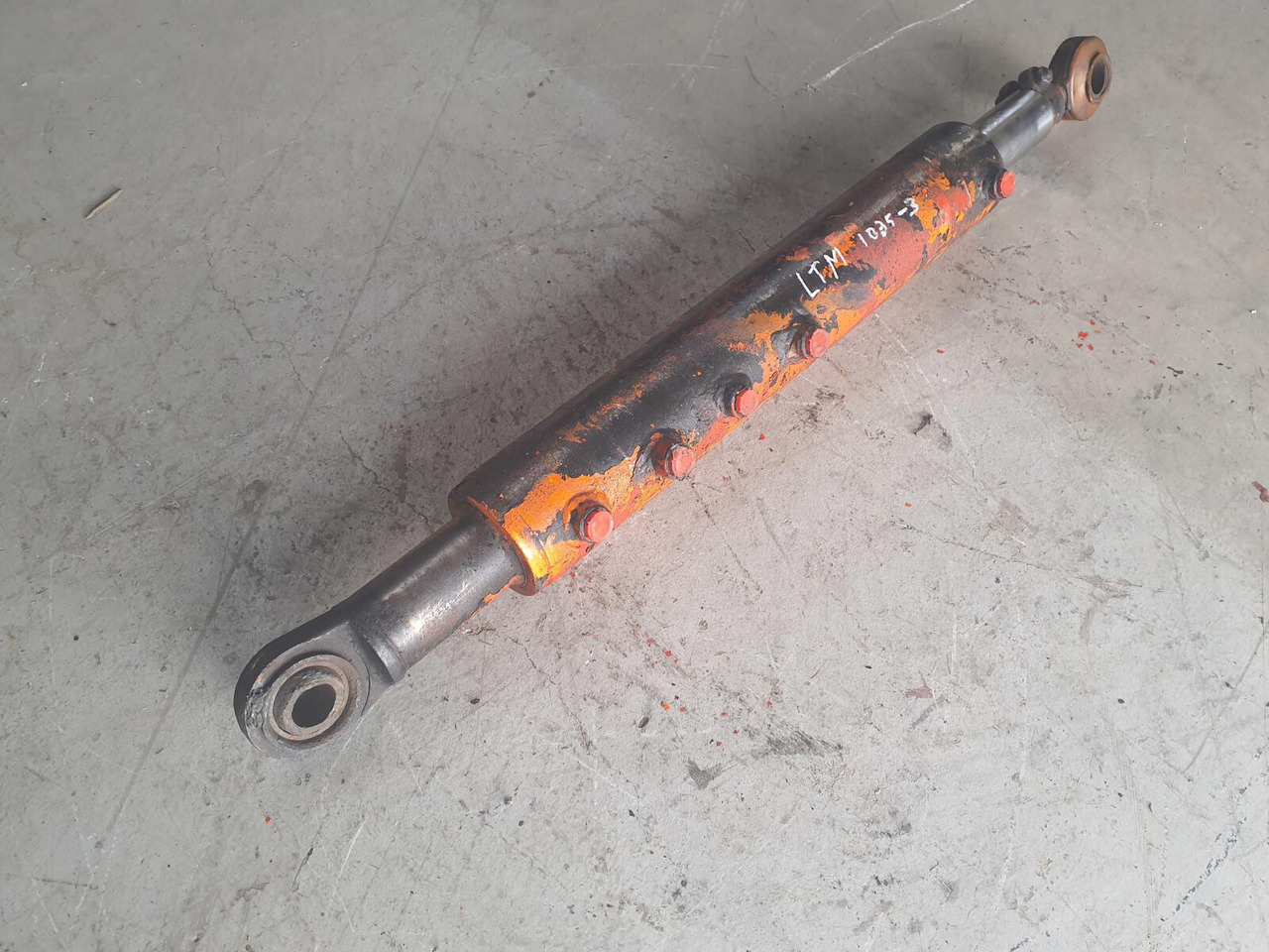 Liebherr LTM 1035 LTM 1025 steering locking cylinder - Hydraulisk sylinder for Mobilkran: bilde 4 Liebherr LTM 1035 LTM 1025 steering locking cylinder - Hydraulisk sylinder for Mobilkran: bilde 4