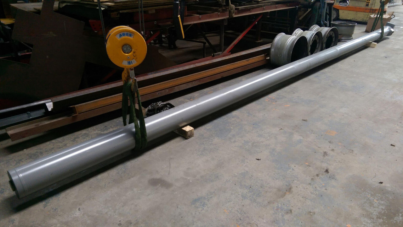 Liebherr LTM 1045-3.1 telescopic cylinder single - Hydraulisk sylinder for Mobilkran: bilde 3 Liebherr LTM 1045-3.1 telescopic cylinder single - Hydraulisk sylinder for Mobilkran: bilde 3