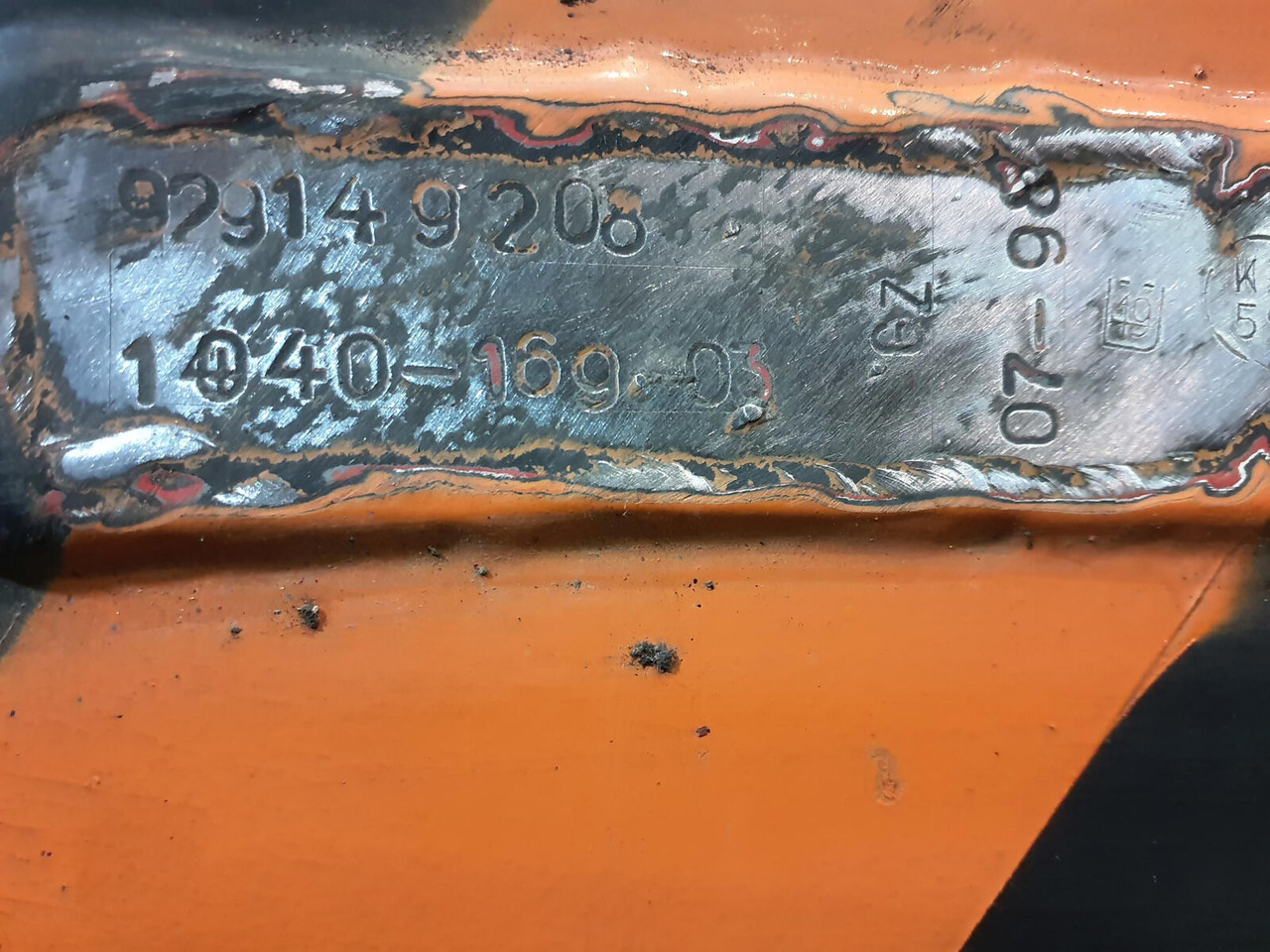 Liebherr LTM 1050-1 sliding beam complete front - Fjæring for Mobilkran: bilde 5 Liebherr LTM 1050-1 sliding beam complete front - Fjæring for Mobilkran: bilde 5