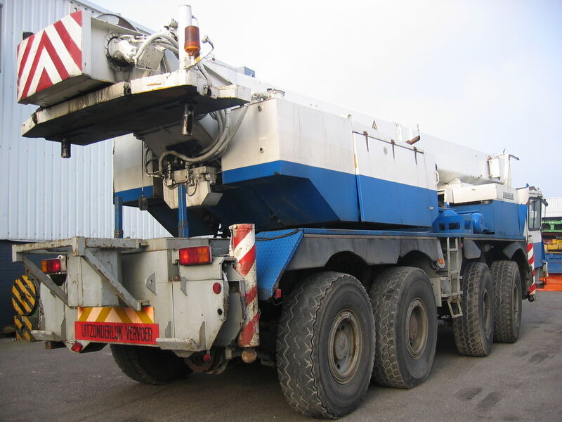 Liebherr LTM 1060`for parts - Allterrengkran: bilde 2 Liebherr LTM 1060`for parts - Allterrengkran: bilde 2