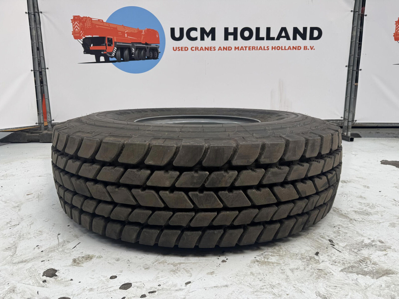 Liebherr Wheel 445/95 R25 10 12 1p - Komplett hjul for Kran: bilde 3 Liebherr Wheel 445/95 R25 10 12 1p - Komplett hjul for Kran: bilde 3