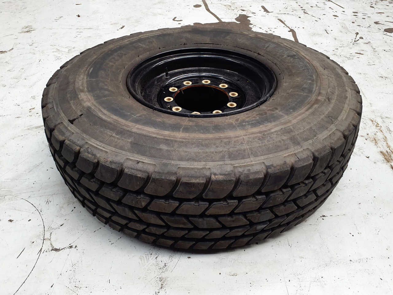 Liebherr Wheel 445/95R25 10 12 1p - Komplett hjul for Kran: bilde 1 Liebherr Wheel 445/95R25 10 12 1p - Komplett hjul for Kran: bilde 1