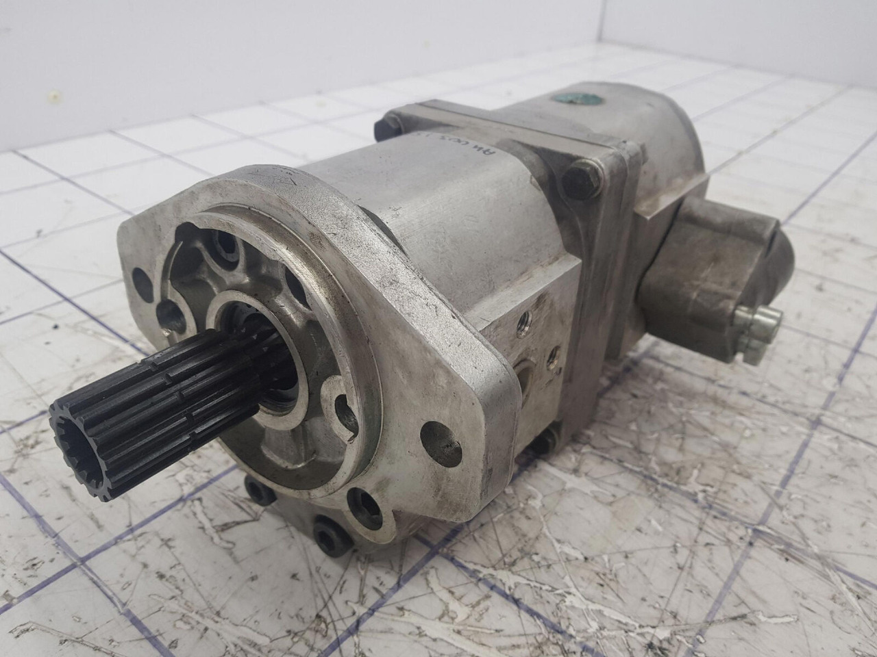 Marzocchi dual gear pump - Hydraulisk pumpe for Mobilkran: bilde 2 Marzocchi dual gear pump - Hydraulisk pumpe for Mobilkran: bilde 2
