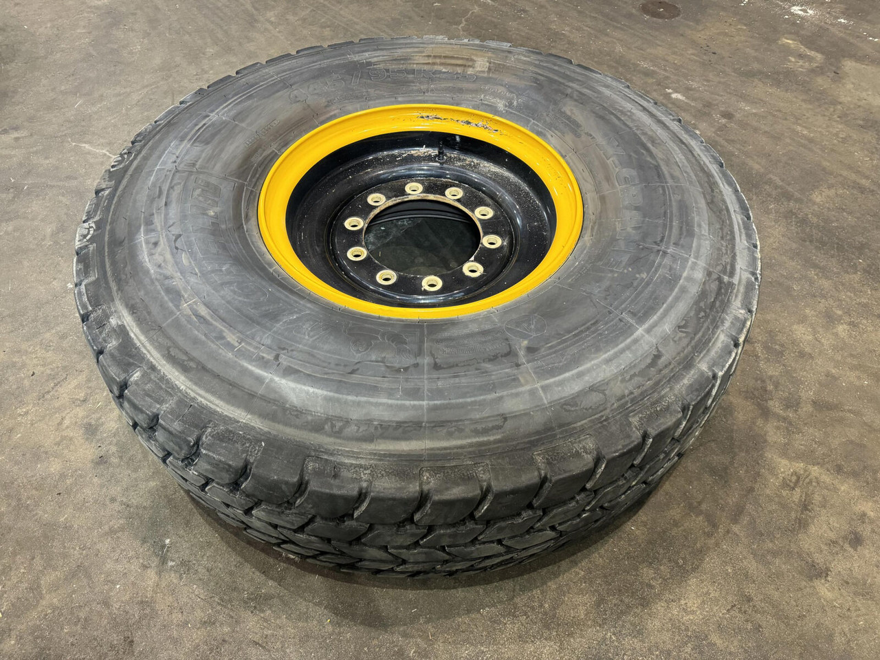 Michelin Wheel 445/95R25 10 12.3 1p - Komplett hjul: bilde 2 Michelin Wheel 445/95R25 10 12.3 1p - Komplett hjul: bilde 2