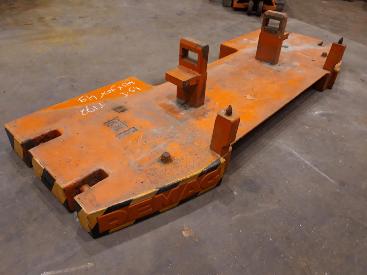 Terex AC 155 counterweight 1,9 ton - Motvekt for Mobilkran: bilde 2 Terex AC 155 counterweight 1,9 ton - Motvekt for Mobilkran: bilde 2